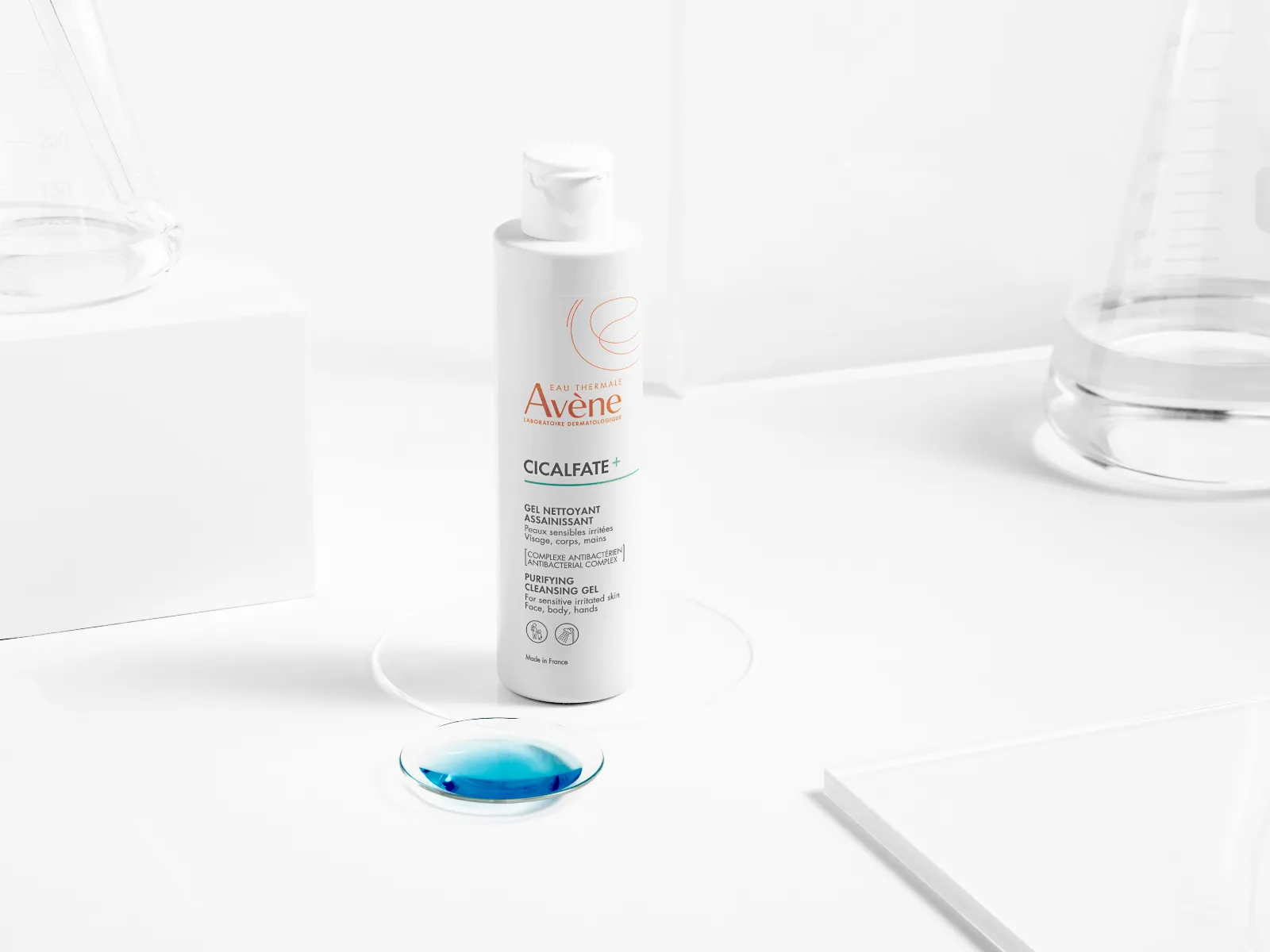 AVENE Cicalfate+ attīrošs gels, 200 ml - Produkta attēls 1